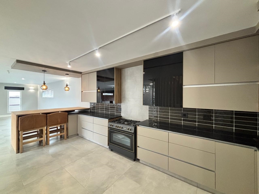 4 Bedroom Property for Sale in Grimbeeck Park North West